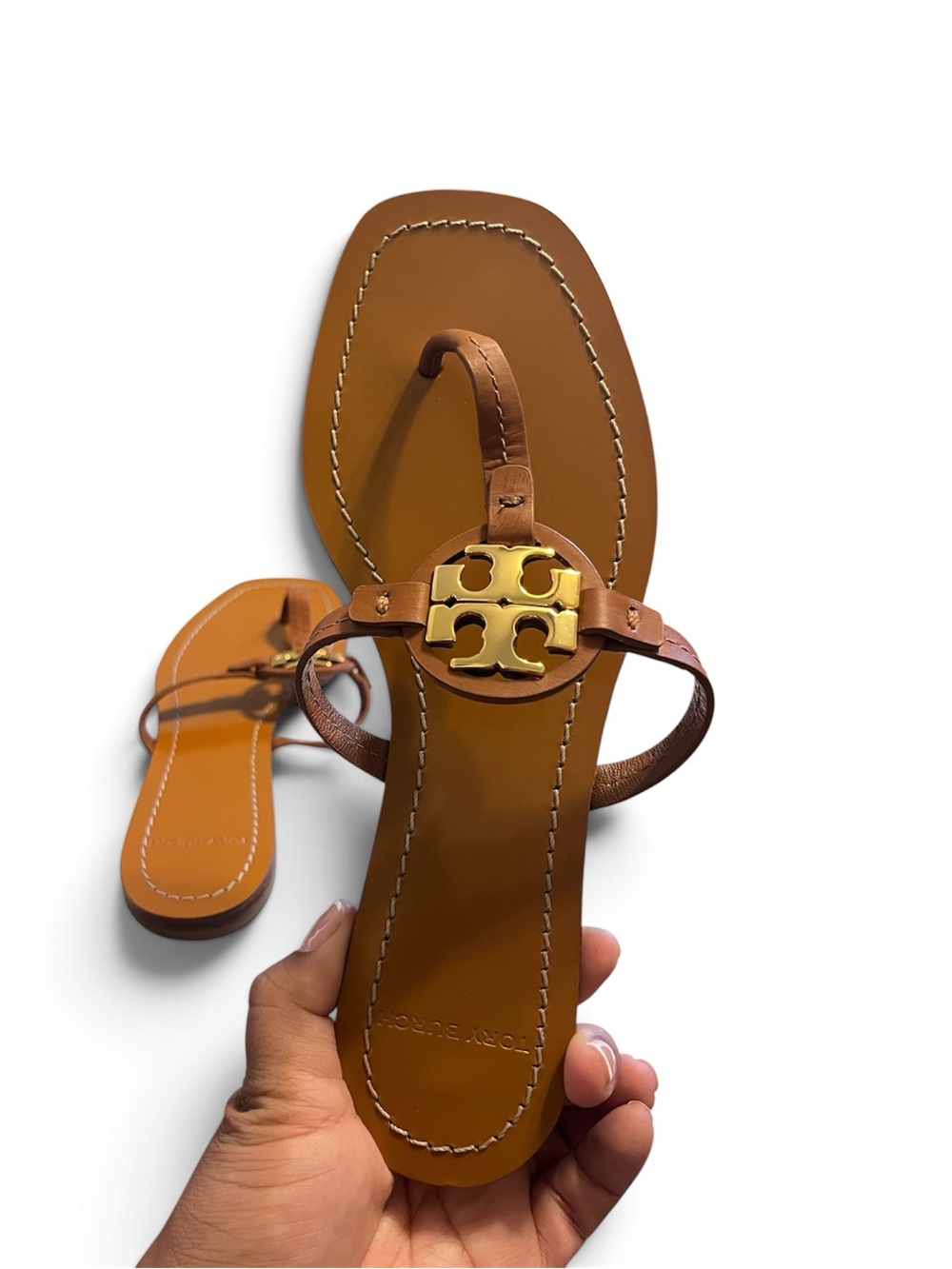 Tory Burch Miller Leather Thong Sandal in Brown with Gold Logo
